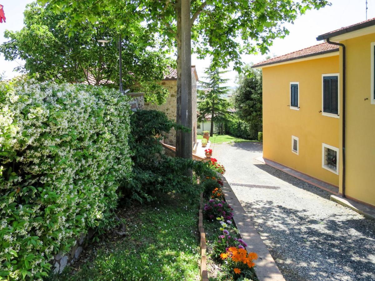 Apartment Castagno By Interhome Santa Luce Bagian luar foto